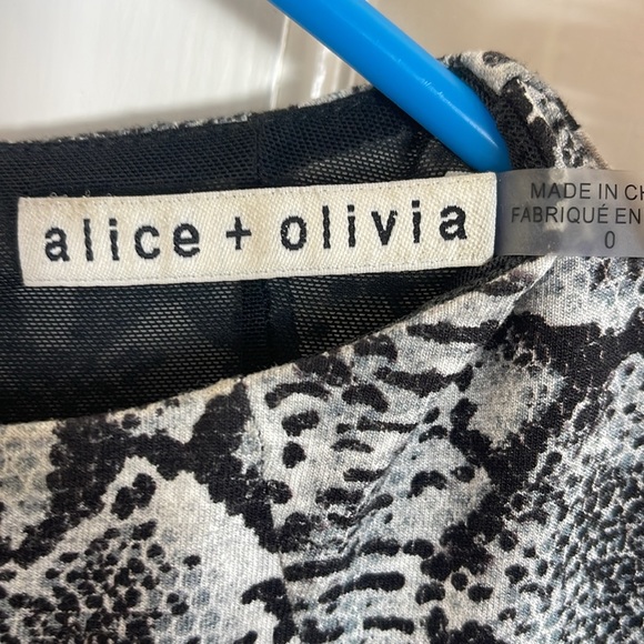 Alice and Olivia midi dress - Picture 3 of 4